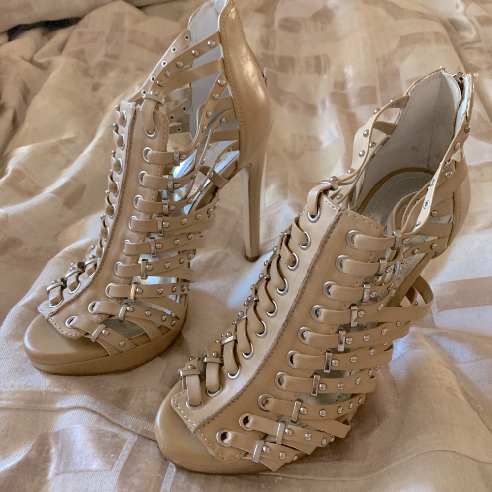 BCBG strappy studded stiletto sandals - size 7